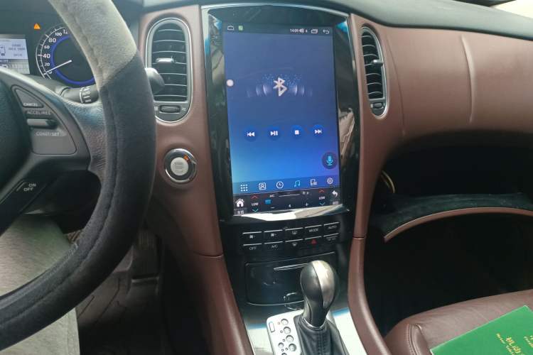 Used Infiniti QX50 2013 2.5L Two-Wheel-Drive Elegant Edition Audio And AC Panel