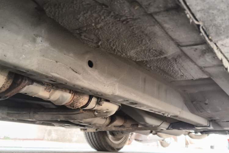 Used Infiniti QX50 2013 2.5L Two-Wheel-Drive Zunya Edition Chassis Front Left