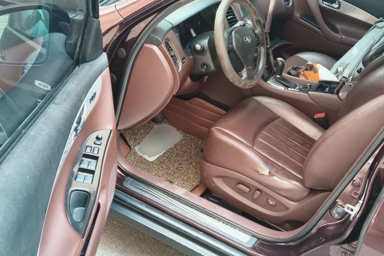Used Infiniti QX50 2013 2.5L Two-Wheel-Drive Zunya Edition Driver Seat