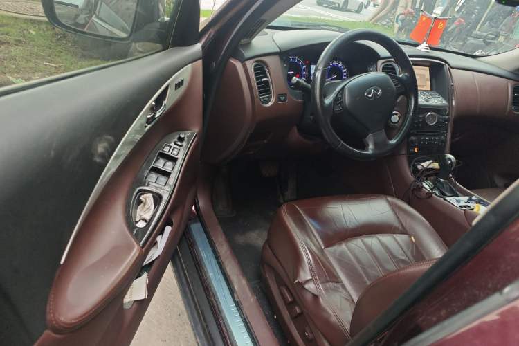 Used Infiniti QX50 2013 2.5L Two-Wheel-Drive Elegant Edition Driver Seat