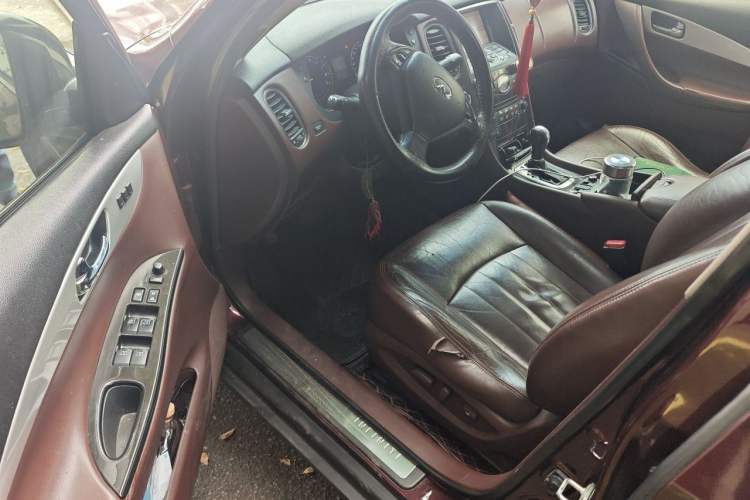 Used Infiniti QX50 2013 2.5L Two-Wheel-Drive Elegant Edition Driver Seat