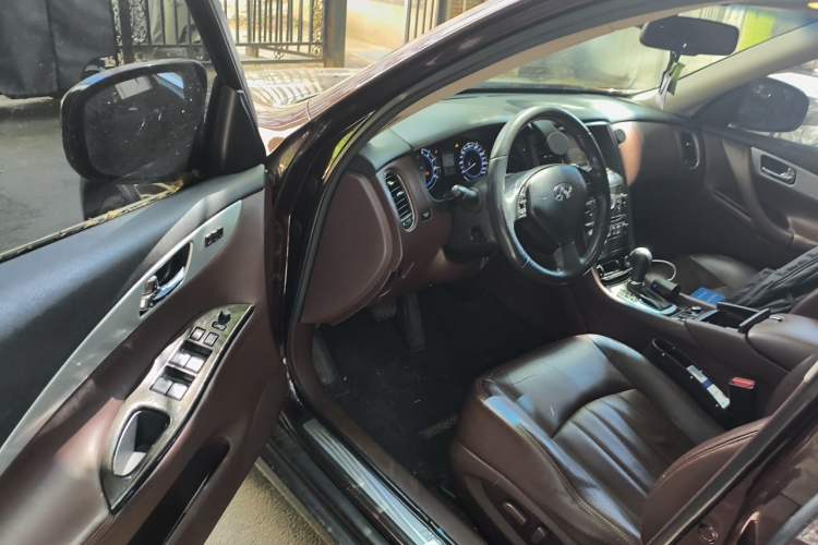 Used Infiniti QX50 2013 2.5L Two-Wheel-Drive Elegant Edition Driver Seat