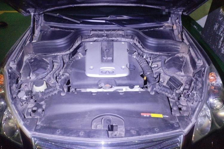 Used Infiniti QX50 2013 2.5L Two-Wheel-Drive Elegant Edition Engine Bay
