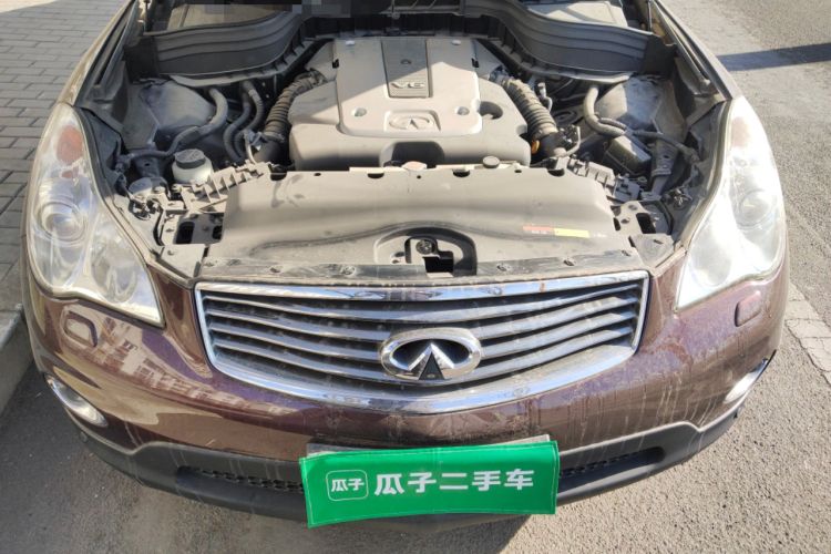 Used Infiniti QX50 2013 2.5L Two-Wheel-Drive Elegant Edition Engine Bay