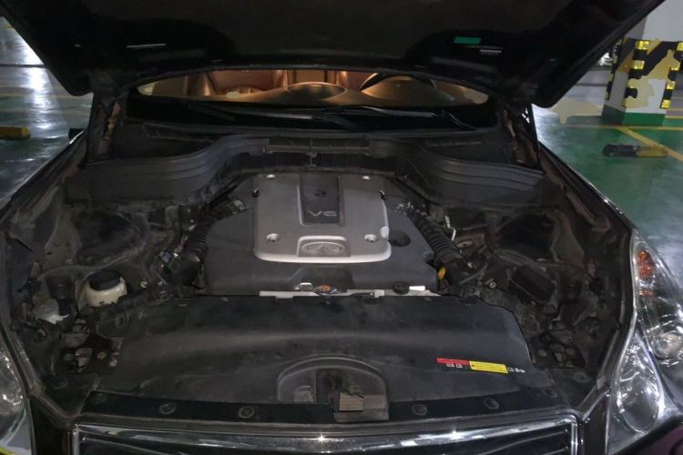 Used Infiniti QX50 2013 2.5L Two-Wheel-Drive Elegant Edition Engine Bay