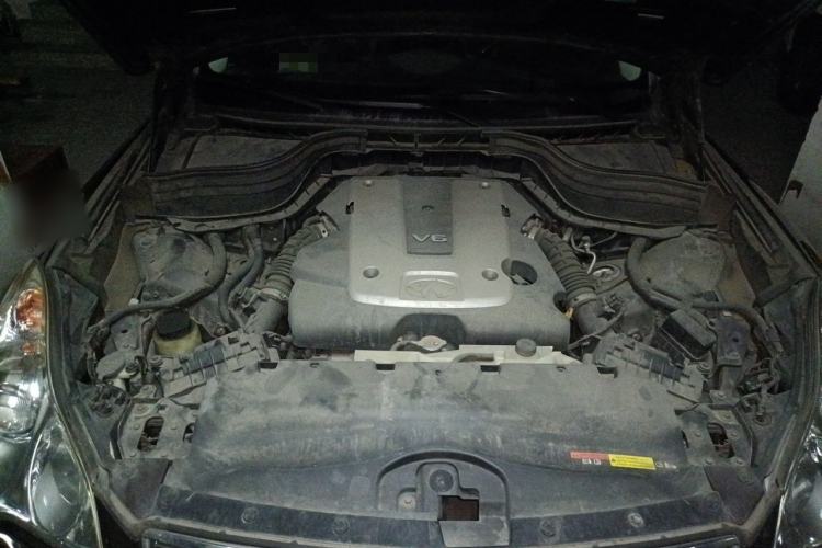 Used Infiniti QX50 2013 2.5L 4x4 Elegant Edition Engine Bay