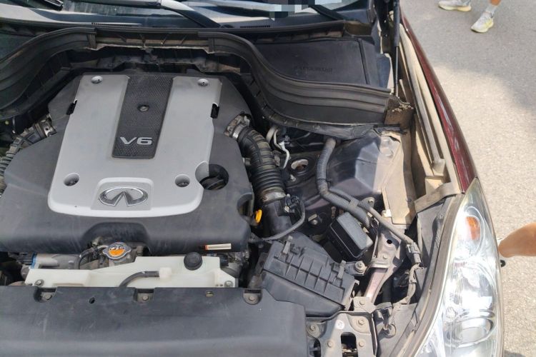 Used Infiniti QX50 2013 2.5L Two-Wheel-Drive Elegant Edition Engine Bay Left