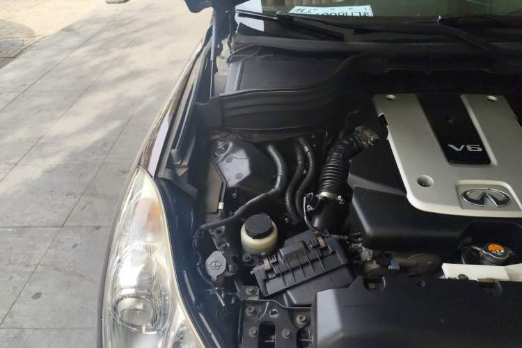 Used Infiniti QX50 2013 2.5L 4x4 Elegant Edition Engine Bay Right
