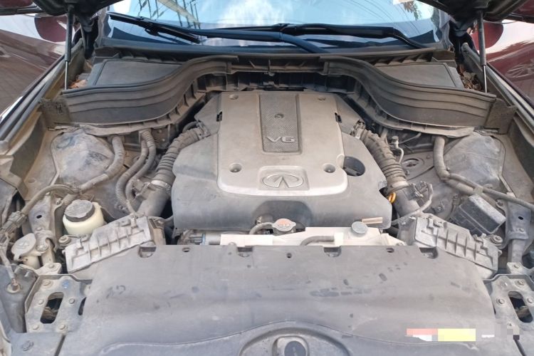 Used Infiniti QX50 2013 2.5L Two-Wheel-Drive Elegant Edition Engine Bay