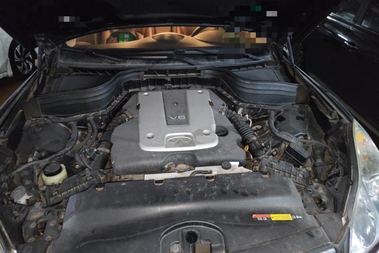 Used Infiniti QX50 2013 2.5L Two-Wheel-Drive Elegant Edition Engine Bay