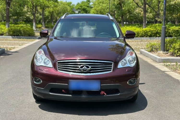 Used Infiniti QX50 2013 2.5L Two-Wheel-Drive Elegant Edition Exterior 1