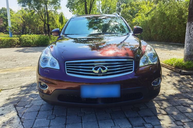 Used Infiniti QX50 2013 2.5L Two-Wheel-Drive Elegant Edition Exterior 1