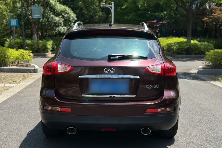 Used Infiniti QX50 2013 2.5L Two-Wheel-Drive Elegant Edition Exterior 4