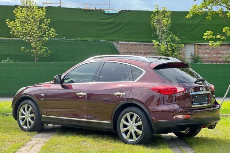 Used Infiniti QX50 2013 2.5L Two-Wheel-Drive Elegant Edition Exterior 4
