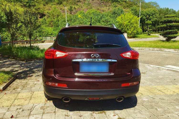 Used Infiniti QX50 2013 2.5L Two-Wheel-Drive Elegant Edition Exterior 4