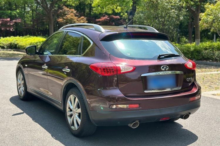 Used Infiniti QX50 2013 2.5L Two-Wheel-Drive Elegant Edition Exterior 5