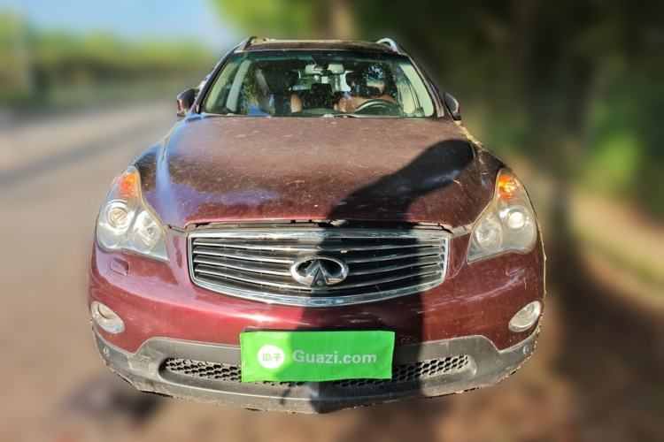 Used Infiniti QX50 2013 2.5L Two-Wheel-Drive Elegant Edition Front