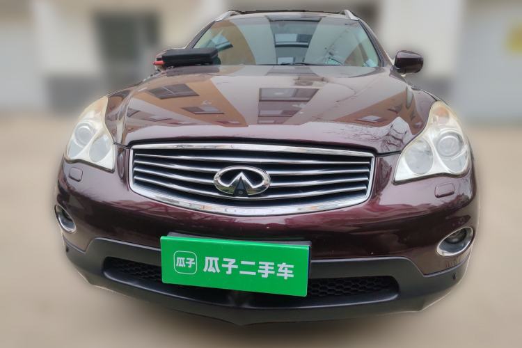 Used Infiniti QX50 2013 2.5L Two-Wheel-Drive Elegant Edition Front