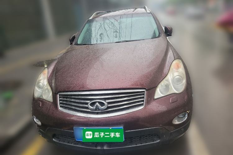 Used Infiniti QX50 2013 2.5L Two-Wheel-Drive Elegant Edition Front