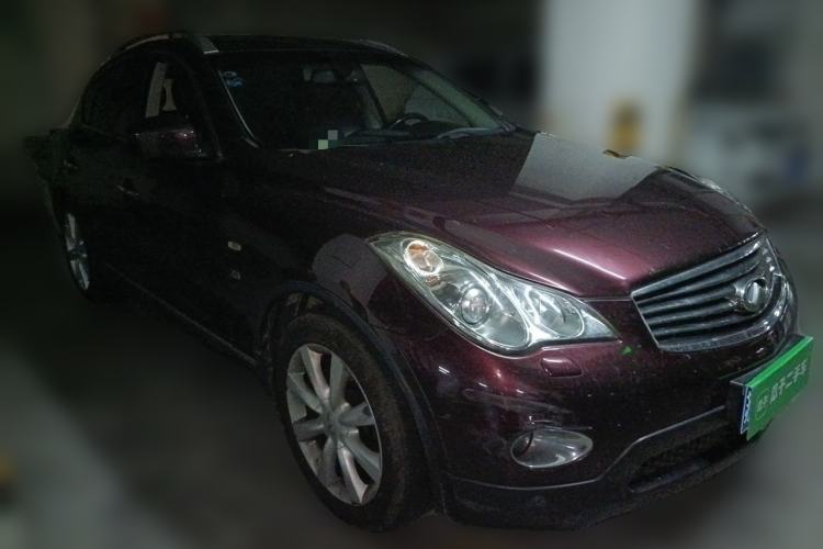 Used Infiniti QX50 2013 2.5L 4x4 Elegant Edition Front Right 45 Deg