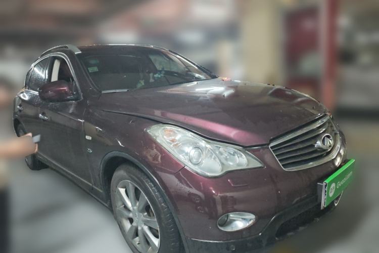Used Infiniti QX50 2013 2.5L Two-Wheel-Drive Zunya Edition Front Right 45 Deg