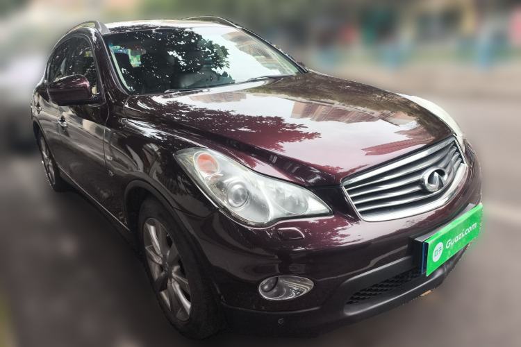 Used Infiniti QX50 2013 2.5L 4x4 Elegant Edition Front Right 45 Deg