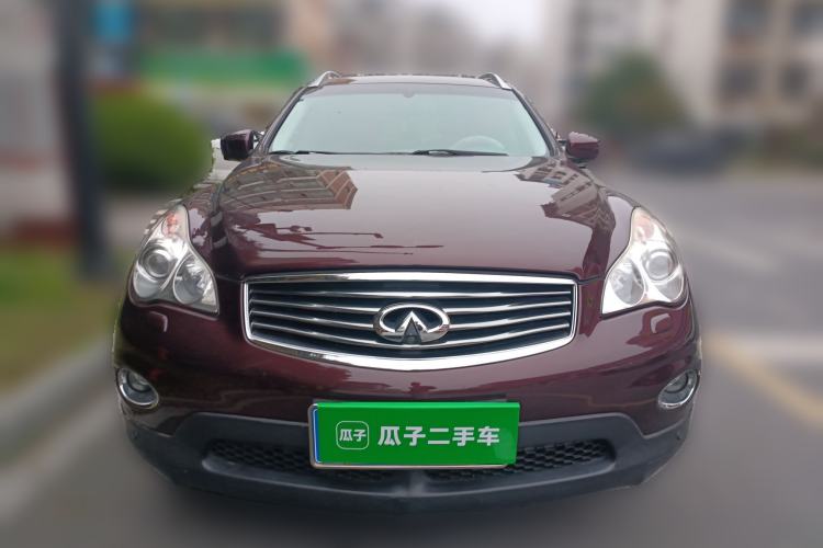 Used Infiniti QX50 2013 2.5L Two-Wheel-Drive Elegant Edition Front