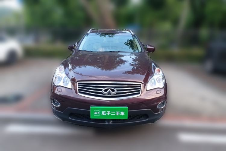 Used Infiniti QX50 2013 2.5L Two-Wheel-Drive Elegant Edition Front