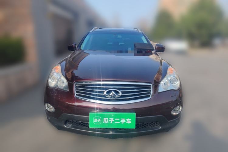 Used Infiniti QX50 2013 2.5L Two-Wheel-Drive Elegant Edition Front