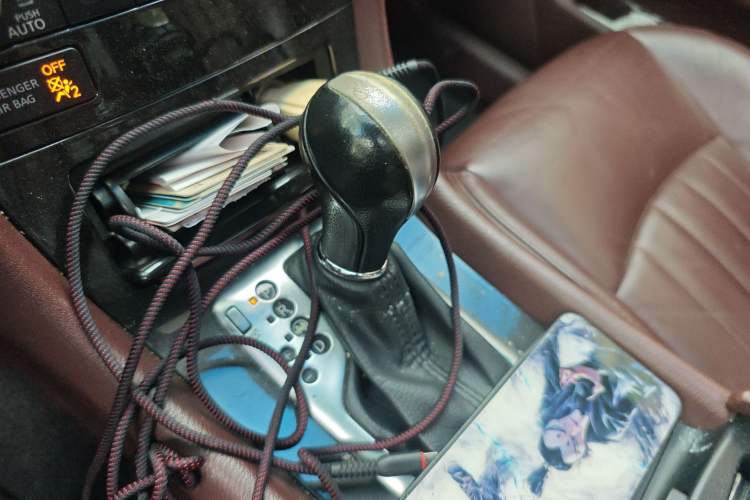 Used Infiniti QX50 2013 2.5L Two-Wheel-Drive Elegant Edition Gear Lever