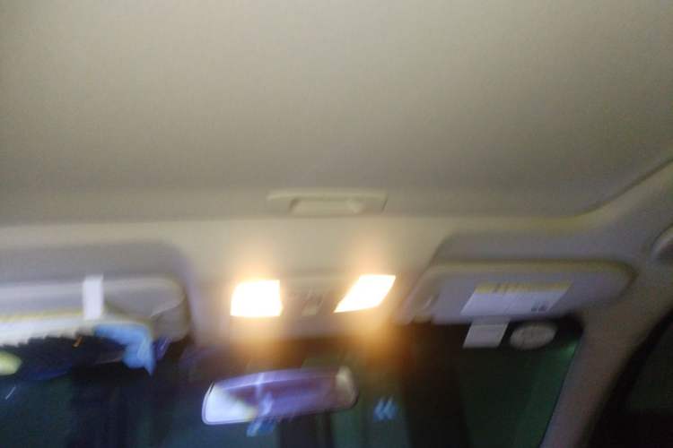 Used Infiniti QX50 2013 2.5L Two-Wheel-Drive Elegant Edition Headliner