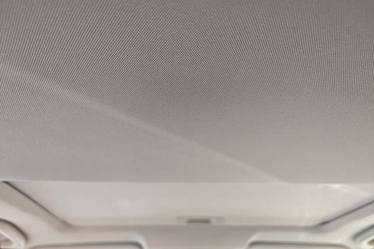 Used Infiniti QX50 2013 2.5L Two-Wheel-Drive Elegant Edition Headliner
