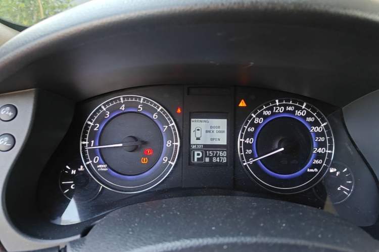 Used Infiniti QX50 2013 2.5L Two-Wheel-Drive Elegant Edition Instrument Cluster