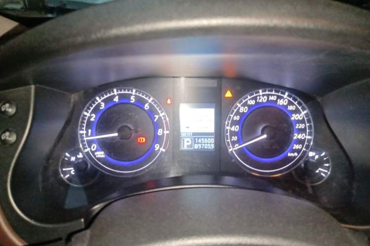 Used Infiniti QX50 2013 2.5L Two-Wheel-Drive Elegant Edition Instrument Cluster