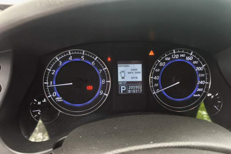 Used Infiniti QX50 2013 2.5L Two-Wheel-Drive Elegant Edition Instrument Cluster