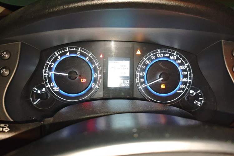 Used Infiniti QX50 2013 2.5L Two-Wheel-Drive Elegant Edition Instrument Cluster
