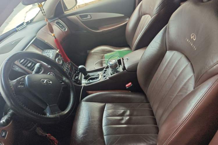 Used Infiniti QX50 2013 2.5L Two-Wheel-Drive Elegant Edition Left Front Seat