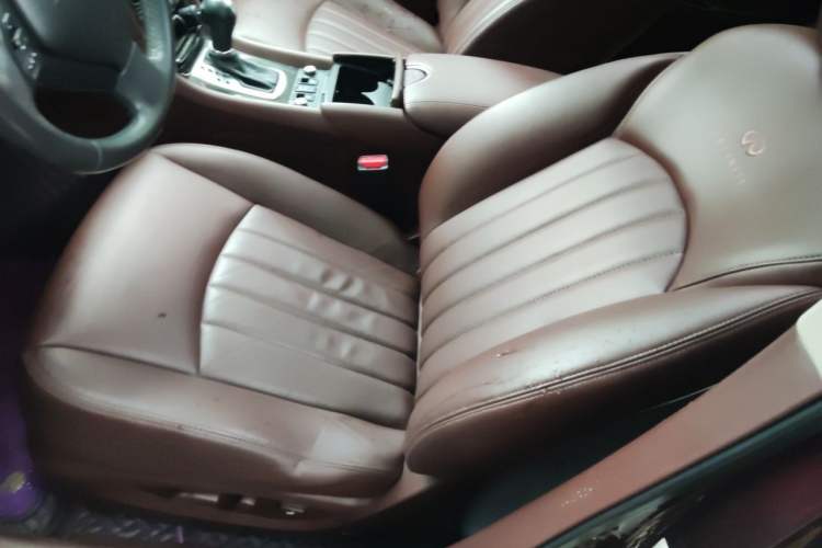 Used Infiniti QX50 2013 2.5L 4x4 Elegant Edition Left Front Seat