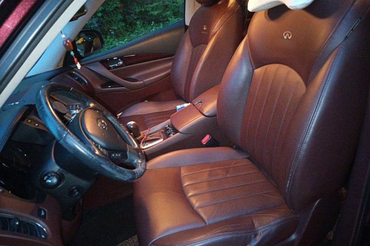 Used Infiniti QX50 2013 2.5L Two-Wheel-Drive Elegant Edition Left Front Seat