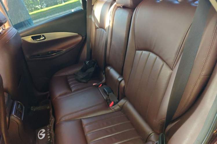Used Infiniti QX50 2013 2.5L Two-Wheel-Drive Elegant Edition Left Rear Seat
