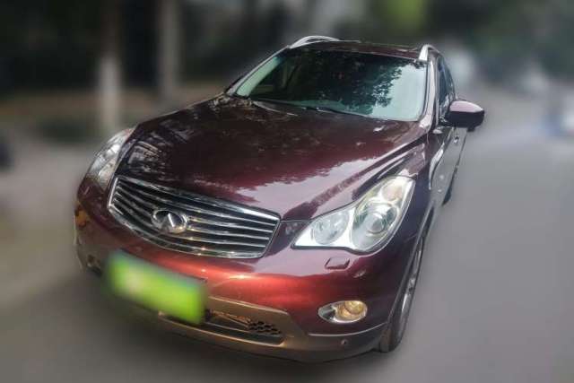 Ojetý Infiniti QX50 2013 2.5L Two-Wheel-Drive Zunya Edition