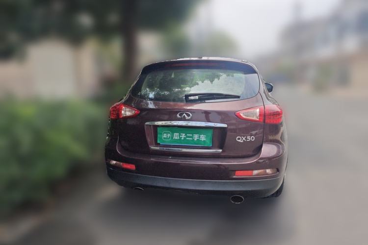 Used Infiniti QX50 2013 2.5L Two-Wheel-Drive Elegant Edition Rear