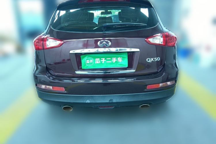 Used Infiniti QX50 2013 2.5L Two-Wheel-Drive Elegant Edition Rear