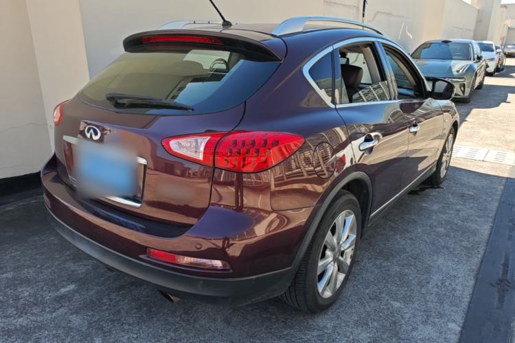 Used Infiniti QX50 2013 2.5L Two-Wheel-Drive Elegant Edition Rear Right 45 Deg