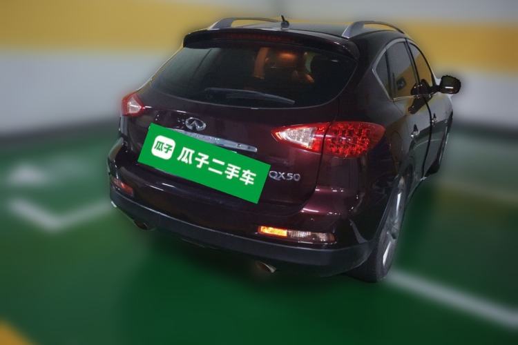 Used Infiniti QX50 2013 2.5L Two-Wheel-Drive Elegant Edition Rear Right 45 Deg