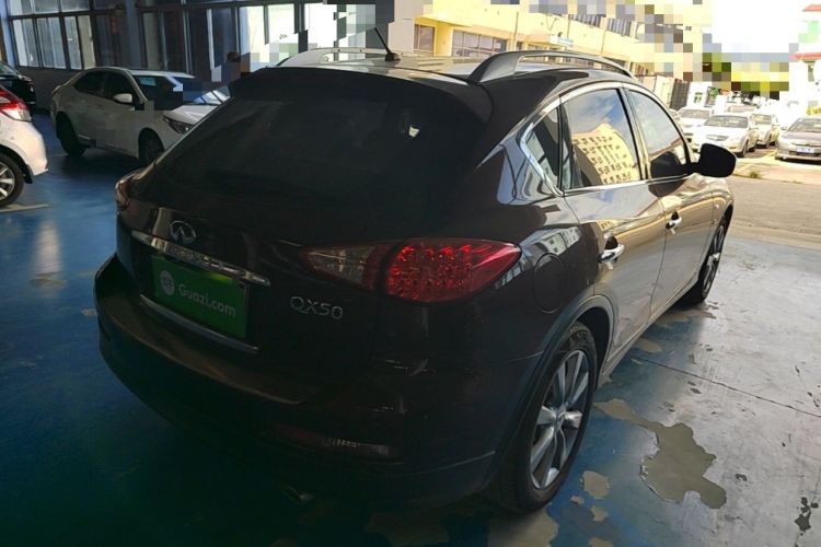 Used Infiniti QX50 2013 2.5L Two-Wheel-Drive Elegant Edition Rear Right 45 Deg