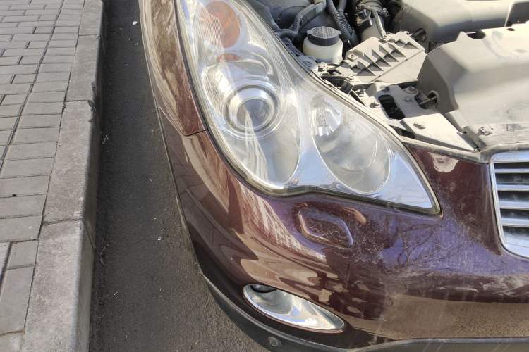 Used Infiniti QX50 2013 2.5L Two-Wheel-Drive Elegant Edition Right Front Headlight