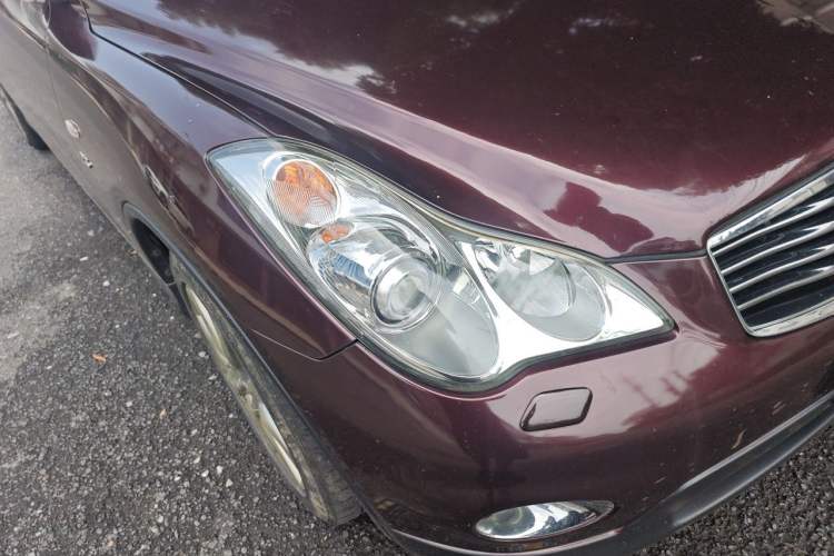 Used Infiniti QX50 2013 2.5L Two-Wheel-Drive Elegant Edition Right Front Headlight
