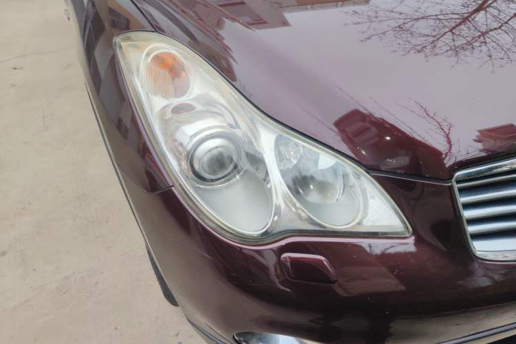 Used Infiniti QX50 2013 2.5L Two-Wheel-Drive Elegant Edition Right Front Headlight