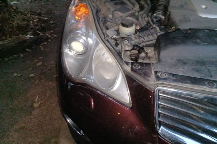 Used Infiniti QX50 2013 2.5L Two-Wheel-Drive Elegant Edition Right Front Headlight